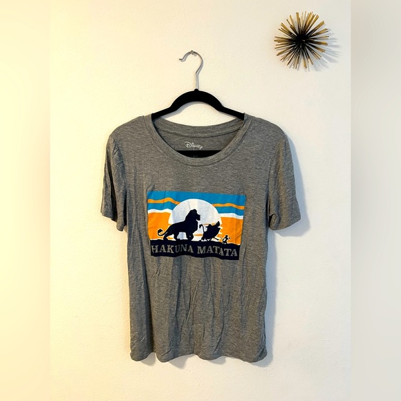 Disney Hakuna Matata T-Shirt (*new with tags) - Picture 1 of 3